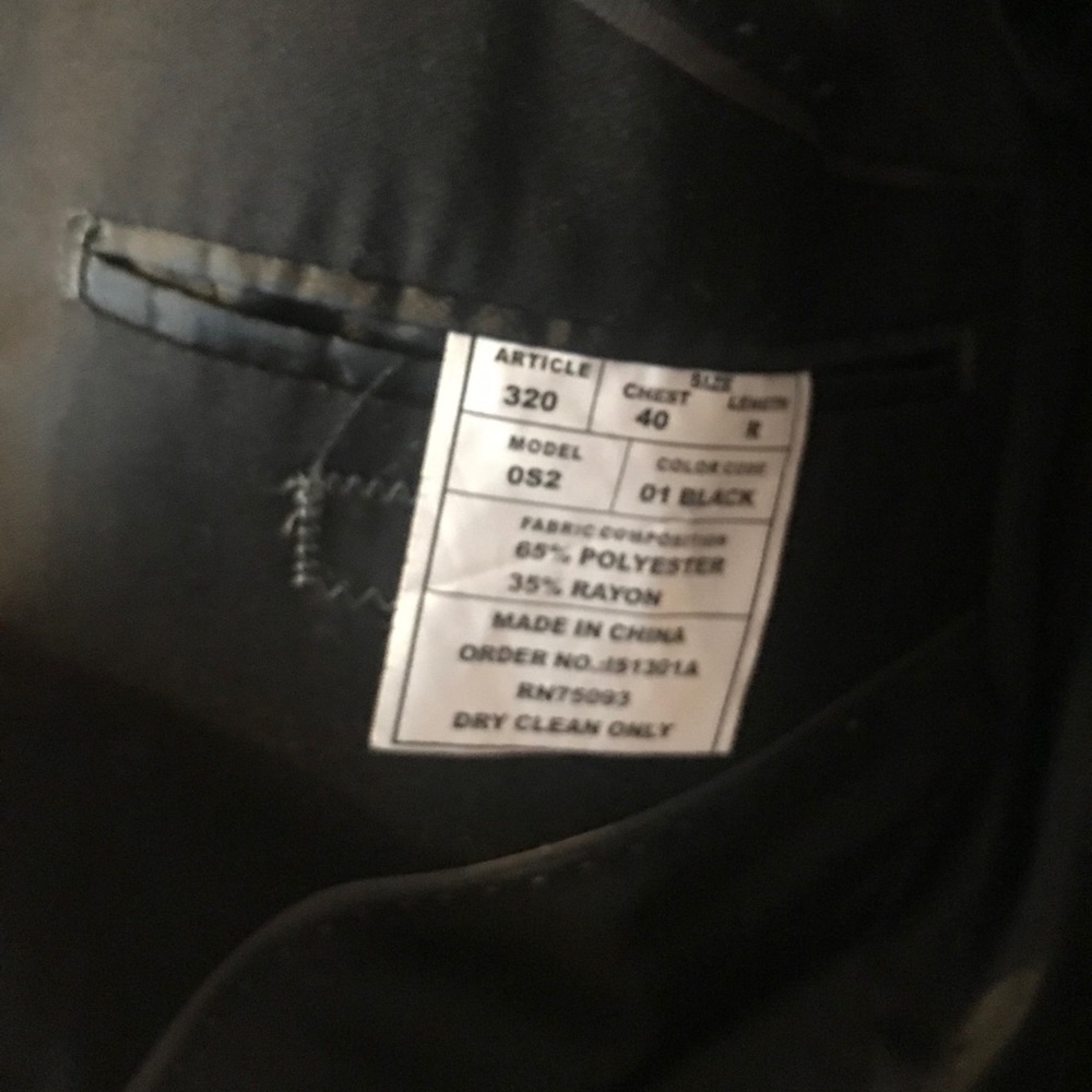 Suit - Picture 4 of 4
